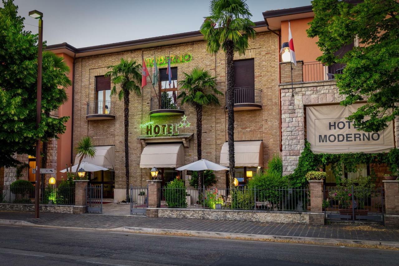 Hotel Moderno Assisi Exteriér fotografie